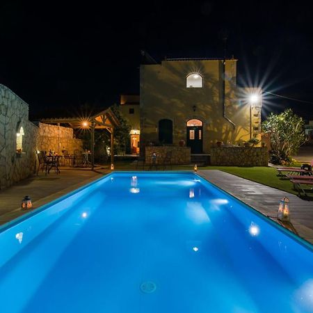 Skandalis Apartments With Pool Chorafakia Exterior foto
