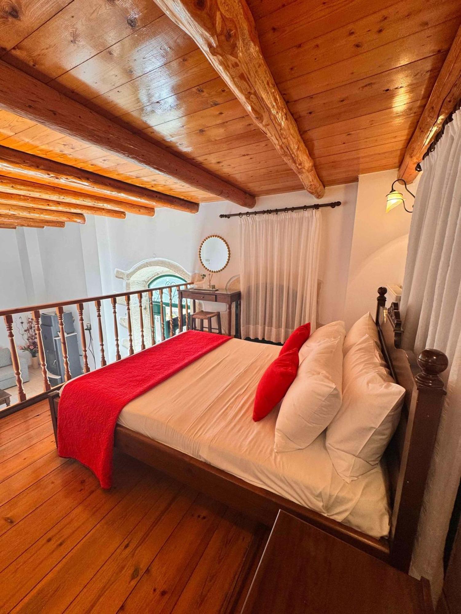 Skandalis Apartments With Pool Chorafakia Exterior foto